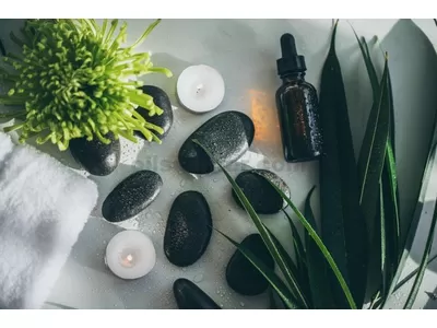 Huile essentielle d'eucalyptus: composition, propriétés et recettes. Huile essentielle d'eucalyptus pour la peau, les ongles et les cheveux