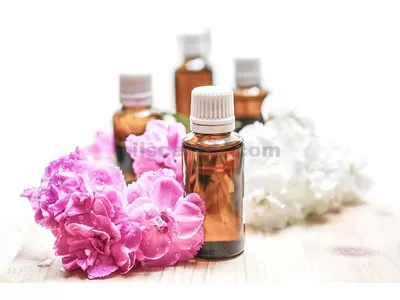 Comment ajouter correctement des huiles essentielles aux huiles de base et aux crèmes