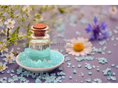 How to choose or make your own bath salt