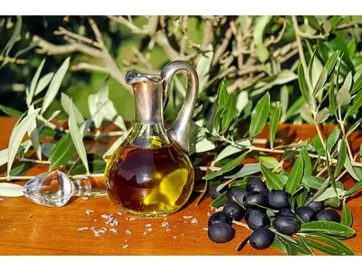 Propriétés et bienfaits de l'huile d'olive pour la peau