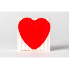 Valentines heart, todo hecho a mano, aroma de fresa rojo y blanco, barra de jabón de 4 oz